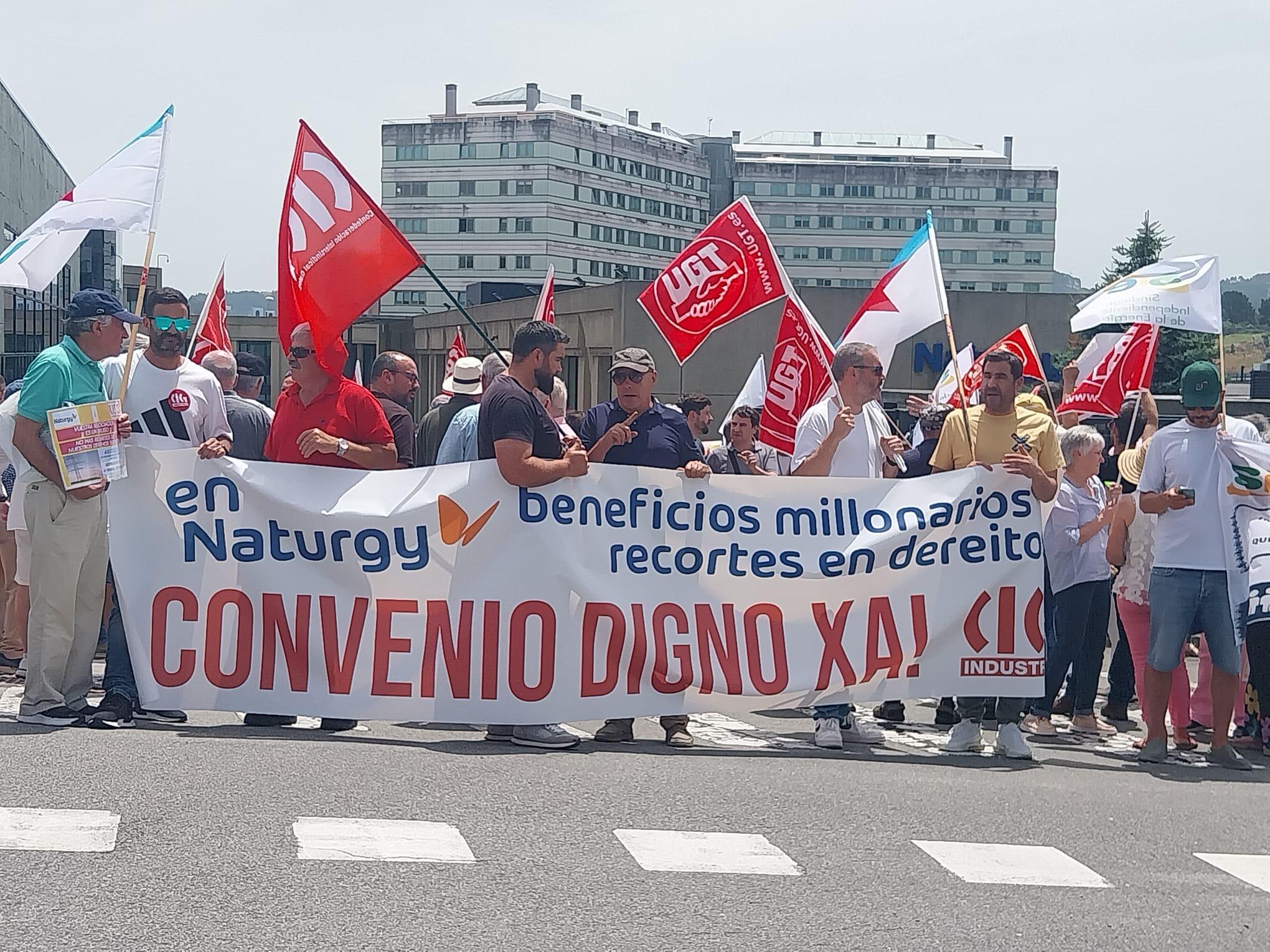 UGT FICA y SIE se movilizan en Naturgy contra la firma de un convenio que